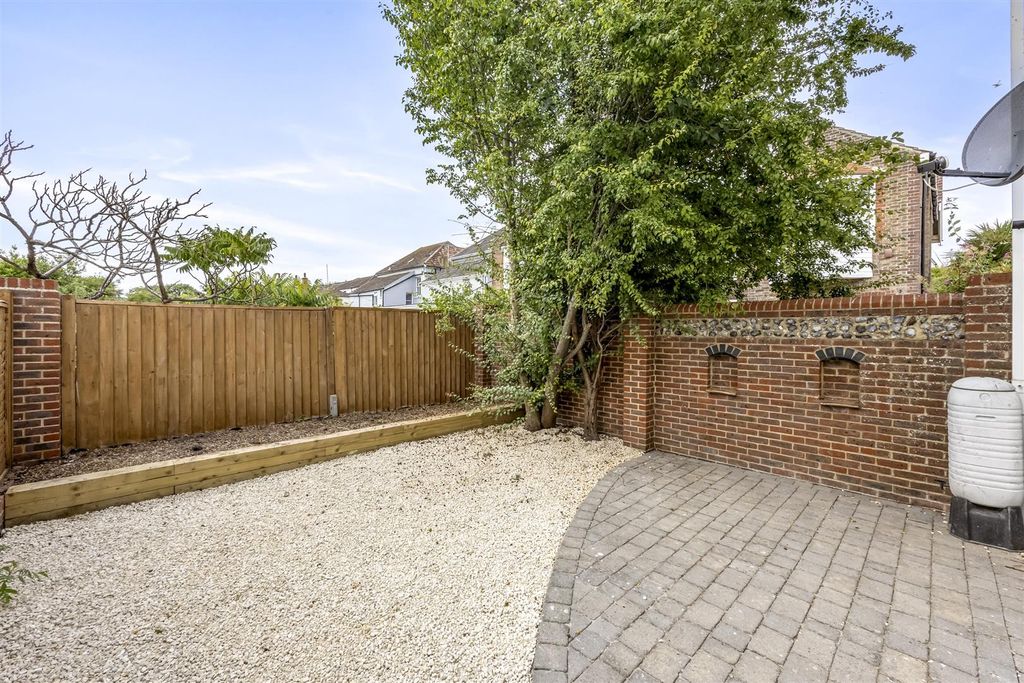 Property photo 2 of 16 Rear Garden