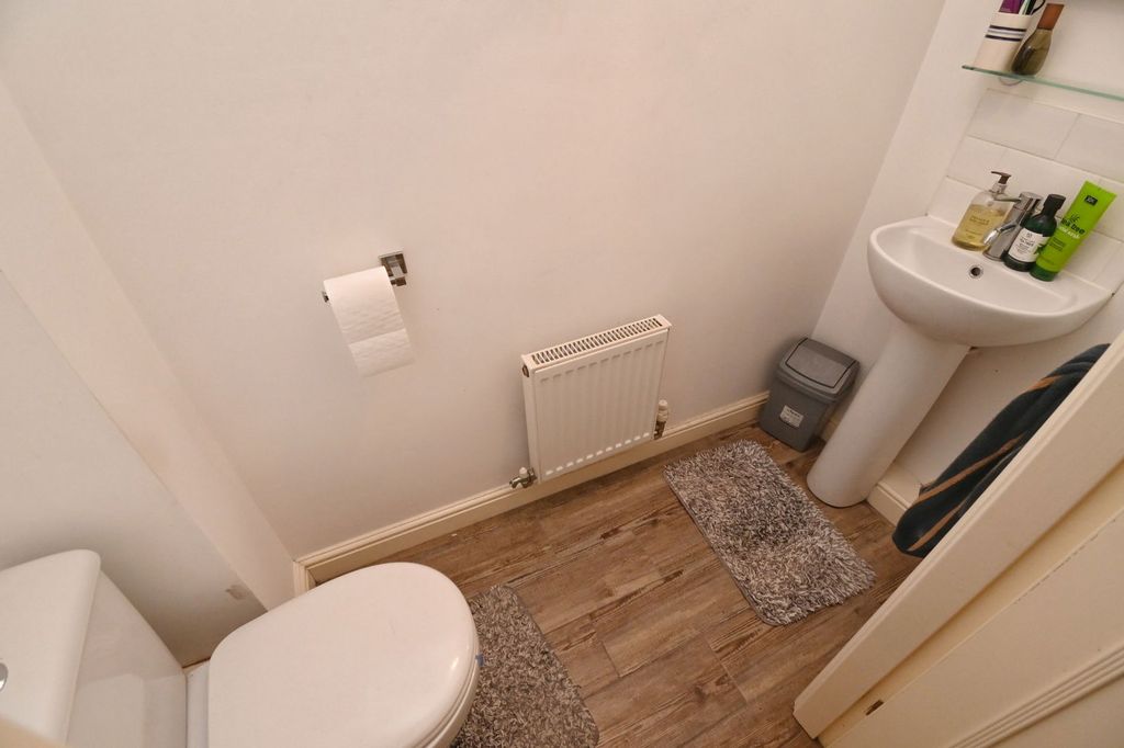 Property photo 3 of 22