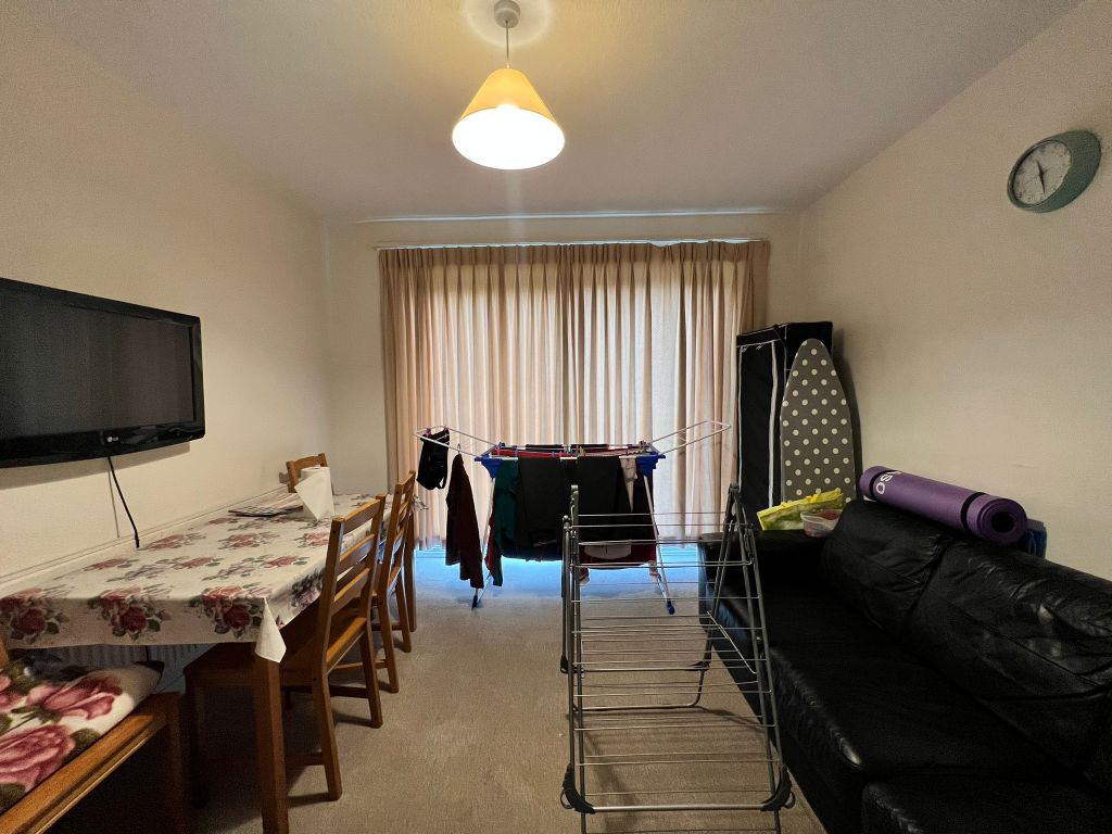 Property photo 3 of 10 Photo 1 (5)