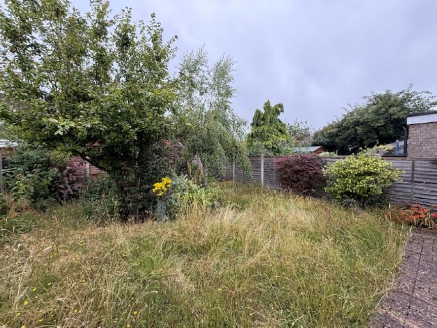 Property photo 2 of 12