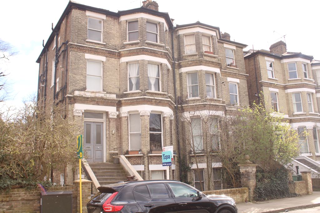 Property photo 2 of 12 Frontage