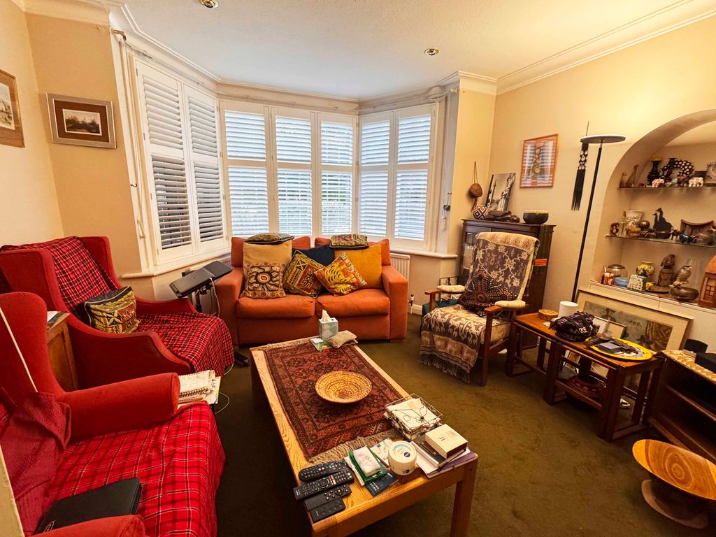 Property photo 3 of 21