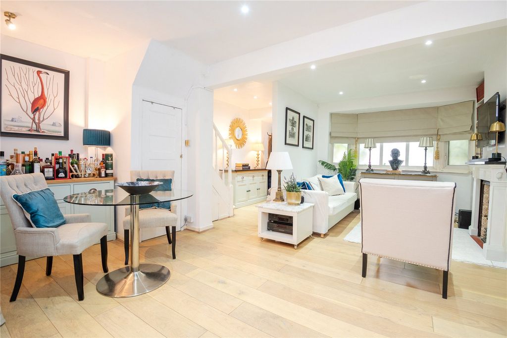 Property photo 3 of 19 Picture No. 7