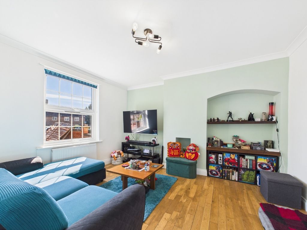 Property photo 3 of 13 4037197