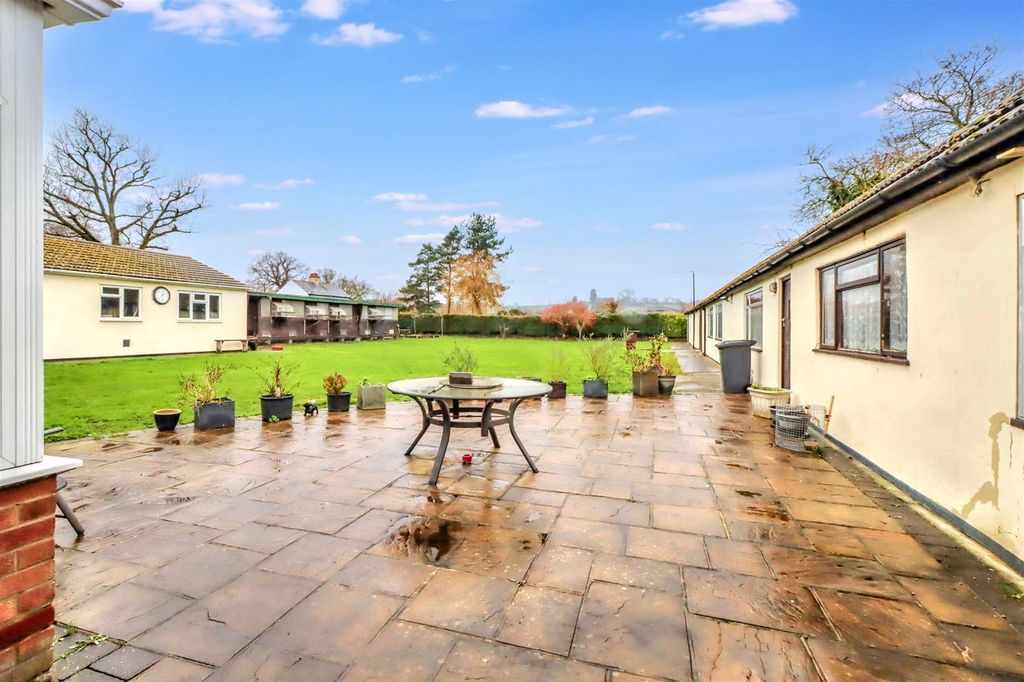 Property photo 3 of 25 Carpe Diem Garden Shots-5.Jpg