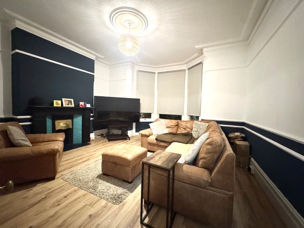 Property photo 2 of 6 Picture 2