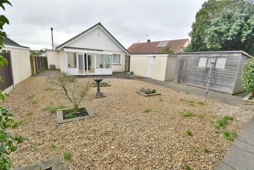 Property photo 2 of 15