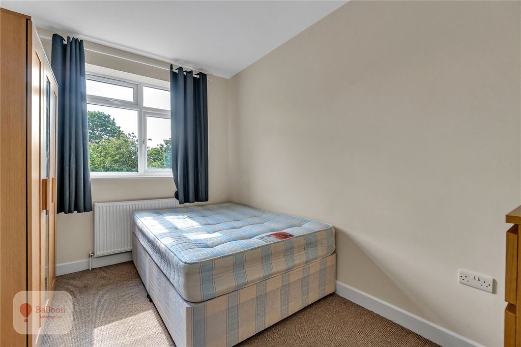 Property photo 1 of 17 Picture No. 25