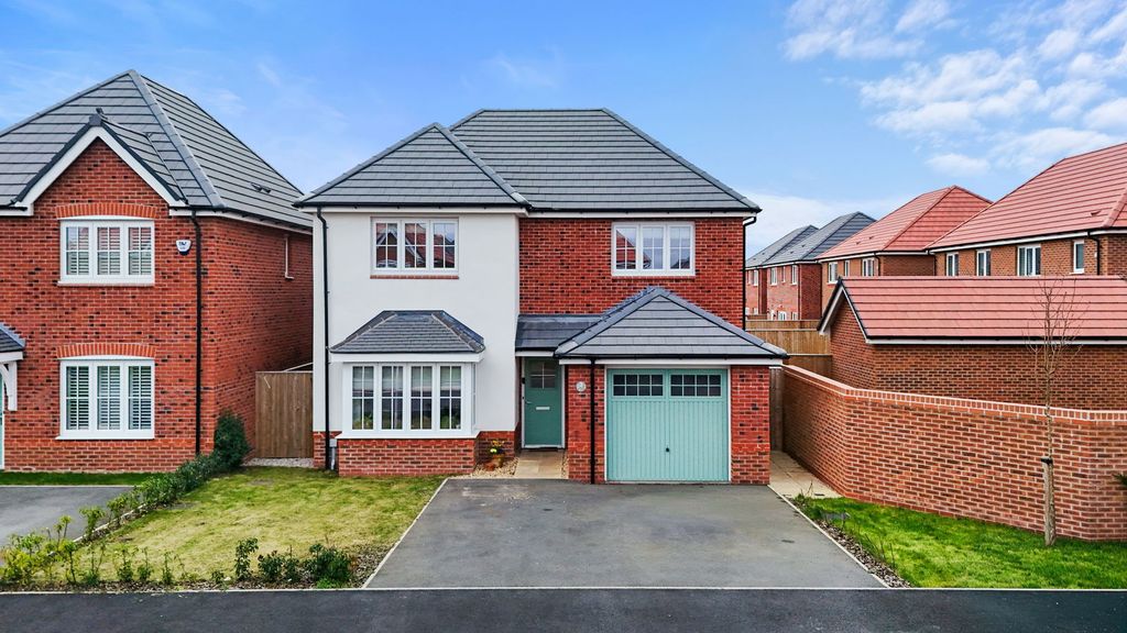 Property photo 1 of 28