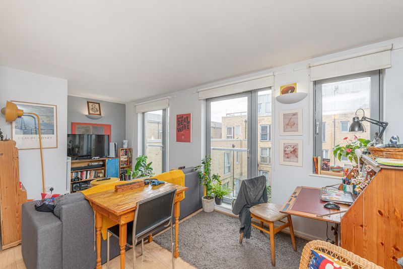 Property photo 3 of 11 Photo 3