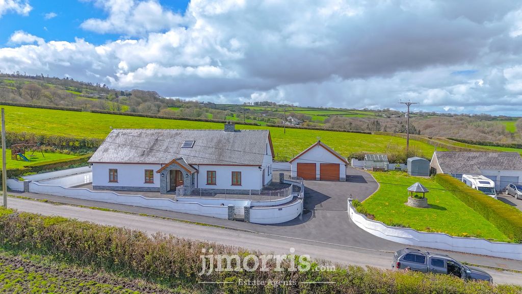 Property photo 2 of 57