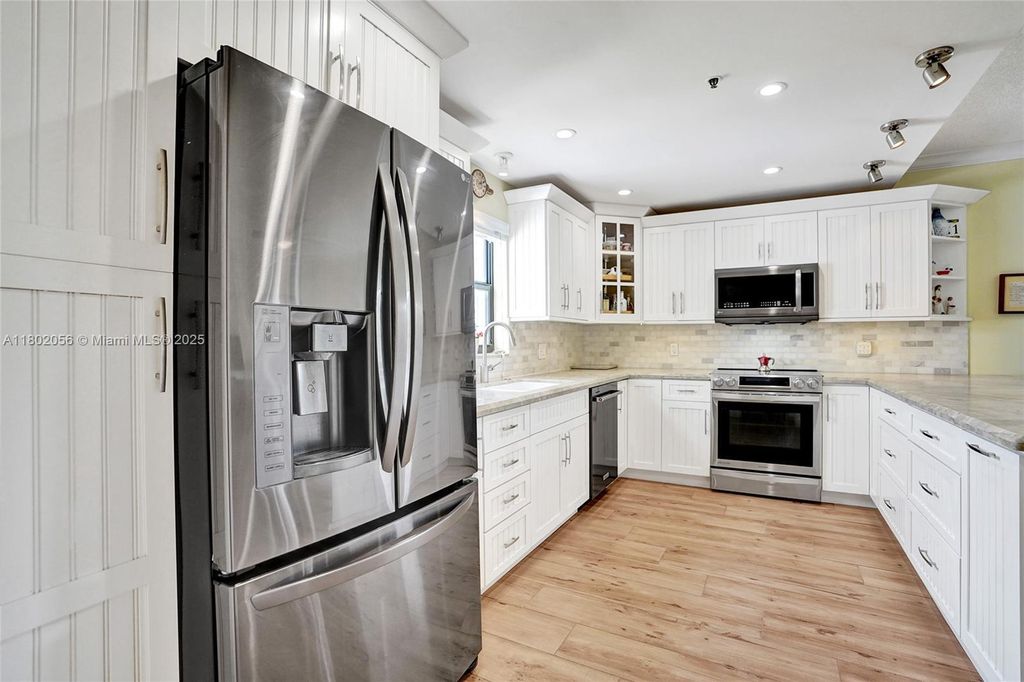 Property photo 3 of 40 <Alttext/>