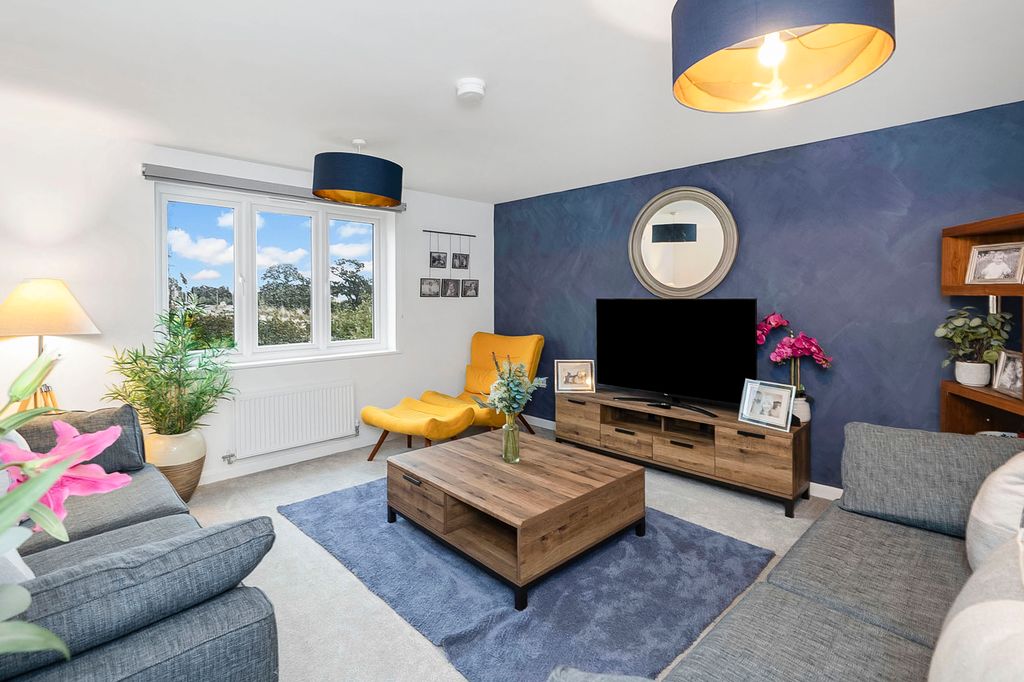 Property photo 2 of 19 Property Image 2