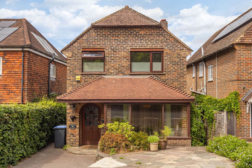 Property photo 1 of 24