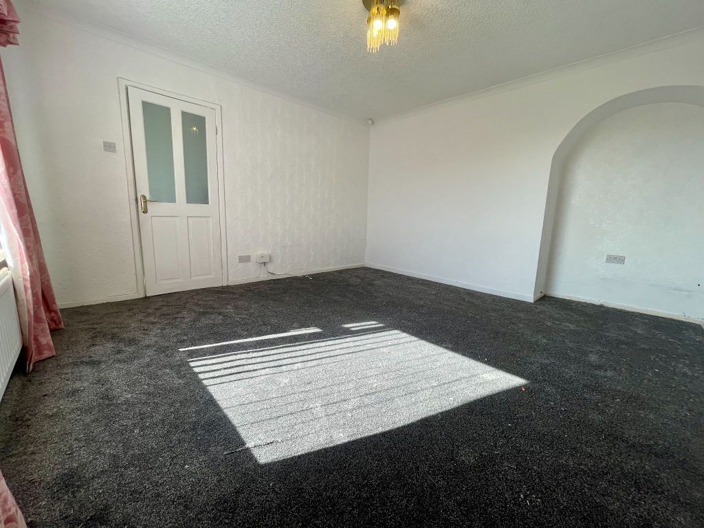 Property photo 2 of 10 Photograph 8