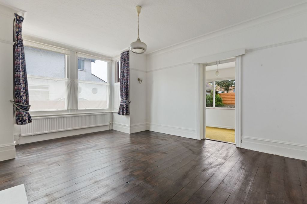 Property photo 2 of 30 Living Room