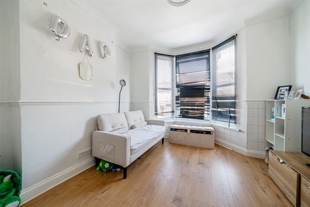 Property photo 2 of 14 Reception