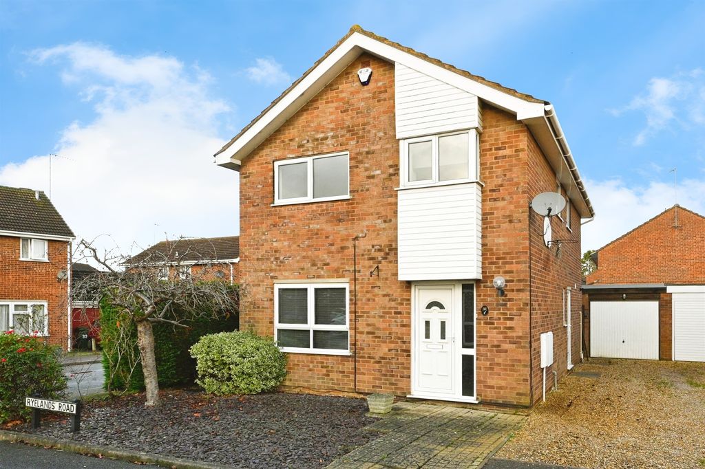 Property photo 1 of 18