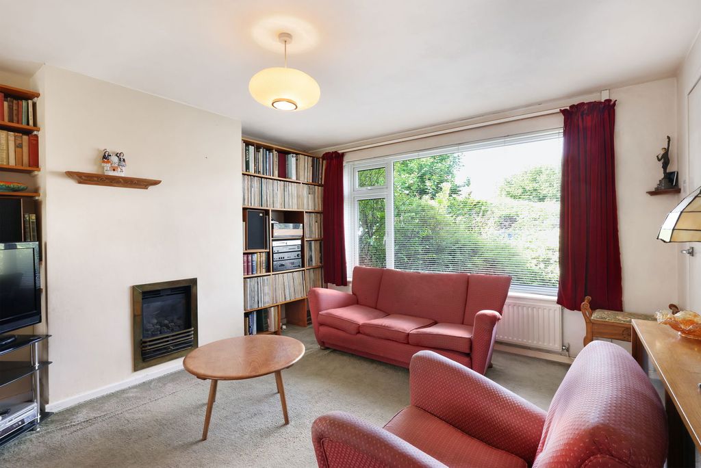 Property photo 3 of 17