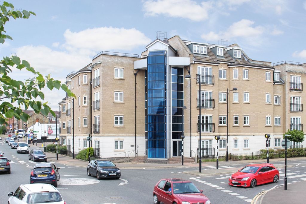 Property photo 1 of 6 Front House