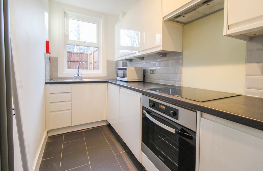 Property photo 2 of 5 Picture No. 26