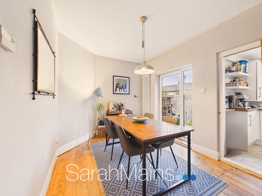 Property photo 3 of 15 Dining Room