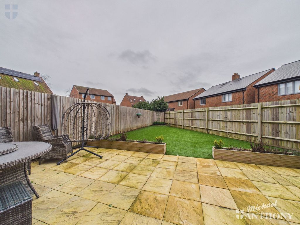 Property photo 3 of 17 48dc5F6E3d6E470Daad435F784d6A58F_80_Cam03218G0-Pr0918-Still015