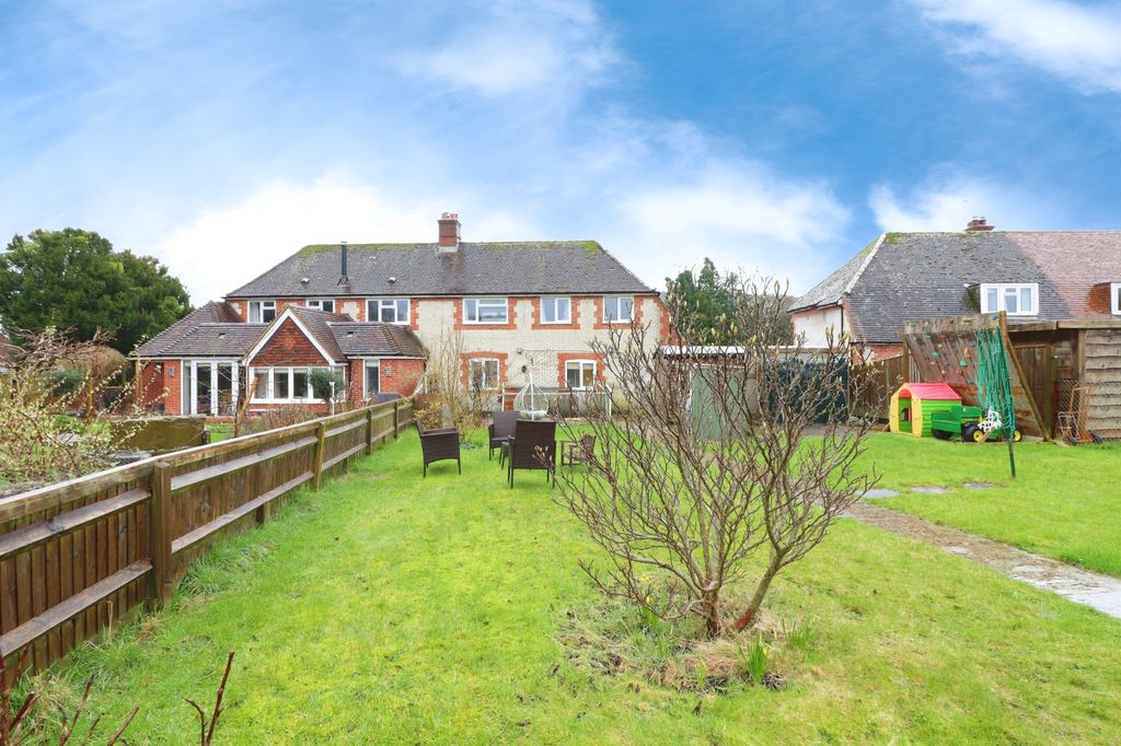 Property photo 1 of 12 Photography