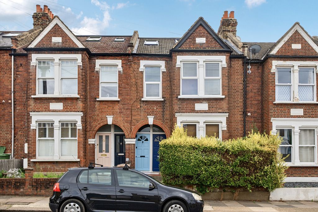 Property photo 1 of 14 1536172-18-6Ad0d3...