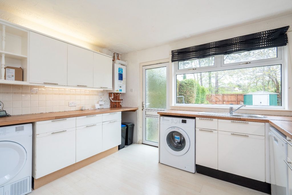 Property photo 2 of 30 4813403