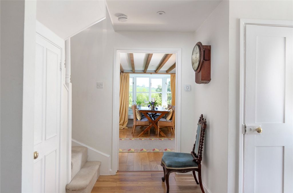 Property photo 3 of 17 Hall