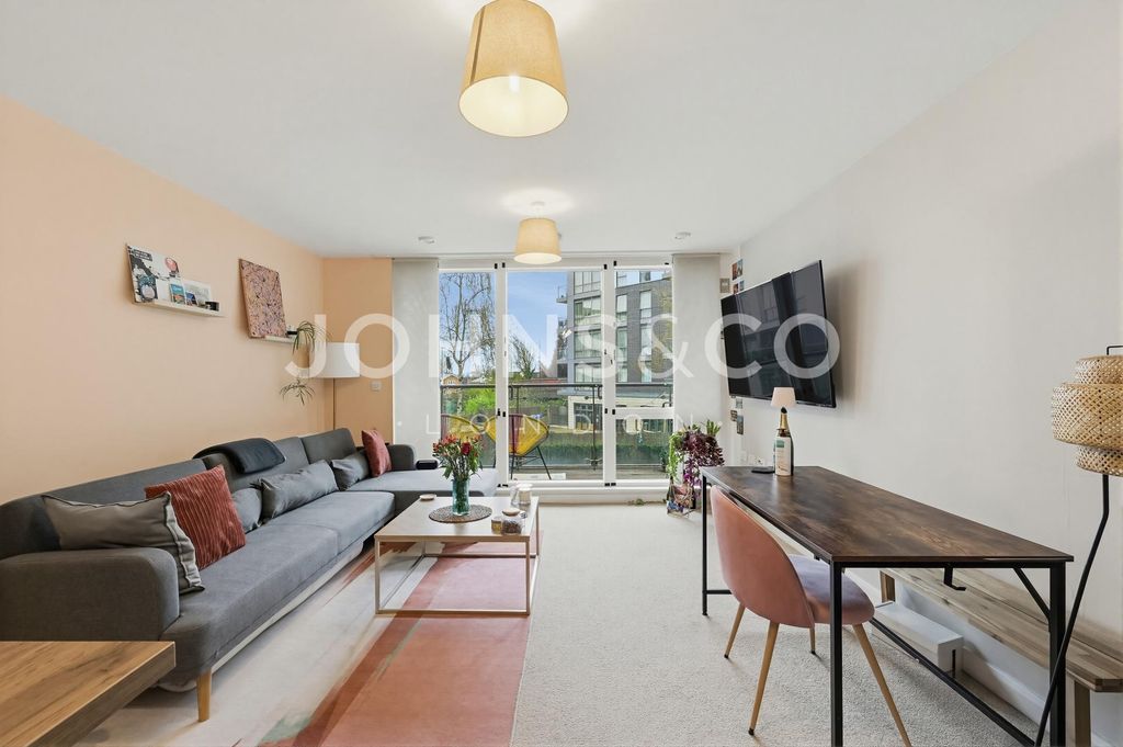 Property photo 1 of 9