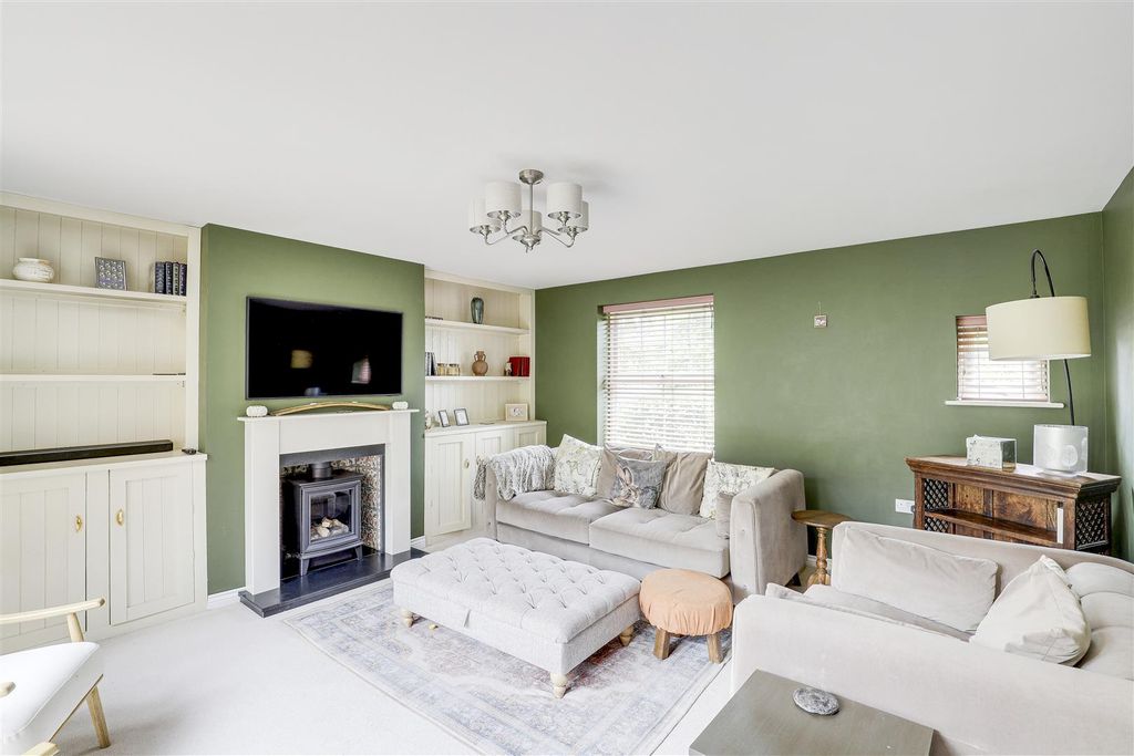 Property photo 2 of 36 7202.Jpg