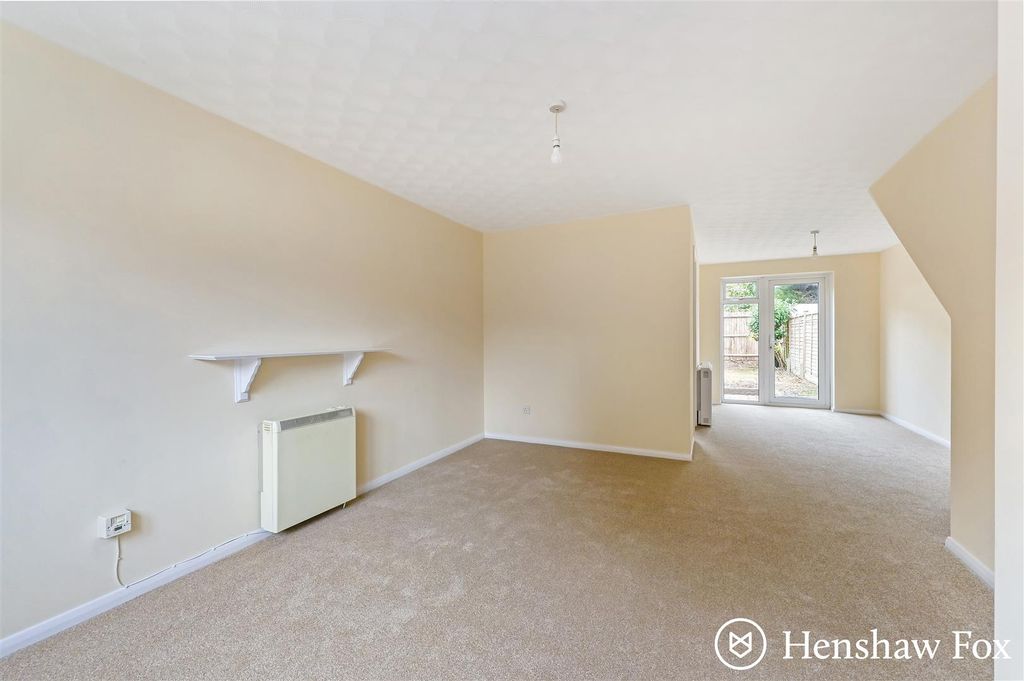 Property photo 3 of 12 Ph6_6171919 - Copy.Jpg