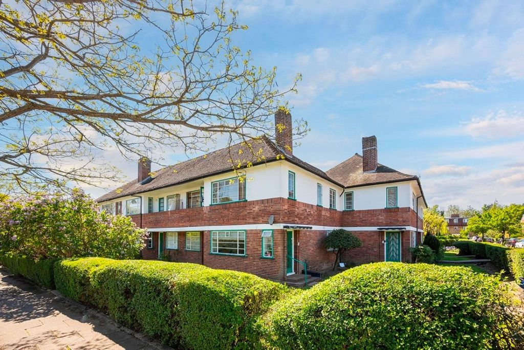 Property photo 1 of 1