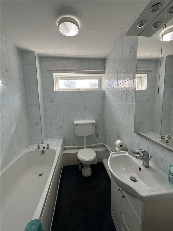 Additional image 11 of 2 bed flat for saleKensington Road, Scunthorpe DN15