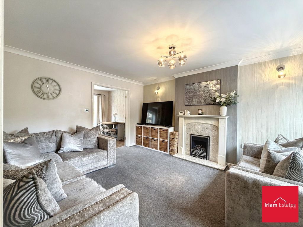 Property photo 2 of 38