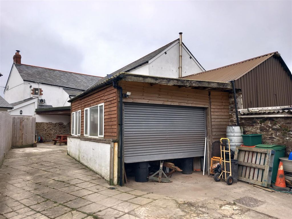Property photo 3 of 13 Green Dragon Outbuildings.Jpg