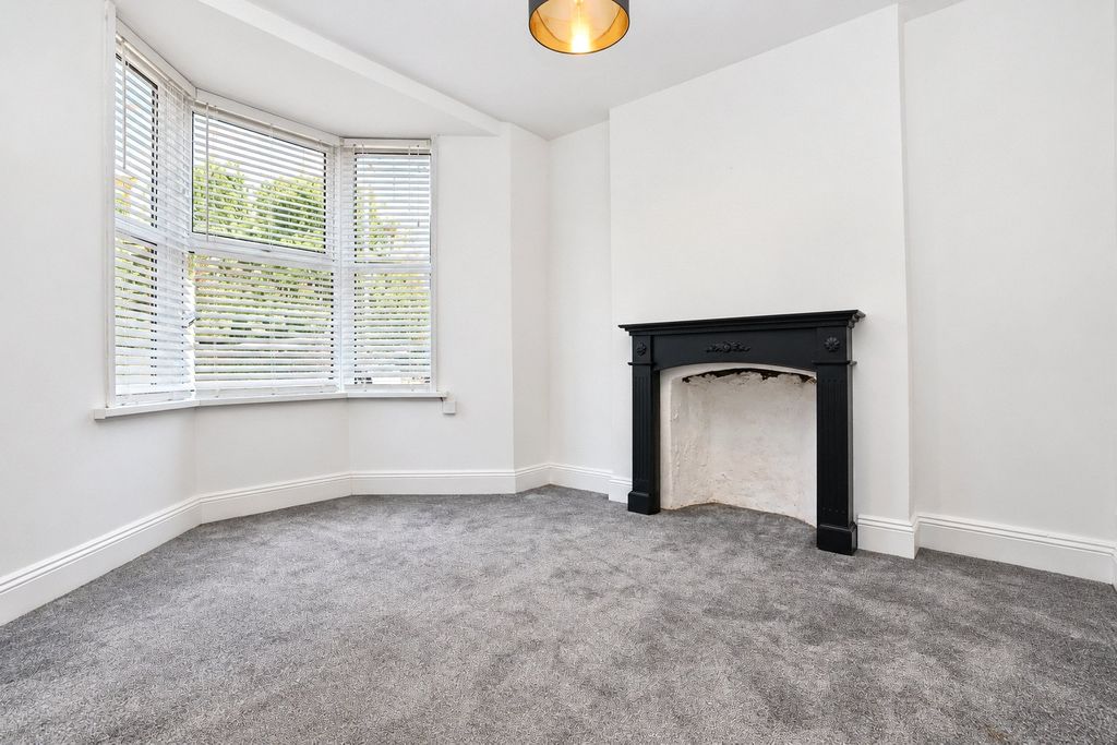 Property photo 2 of 16 Picture No. 34