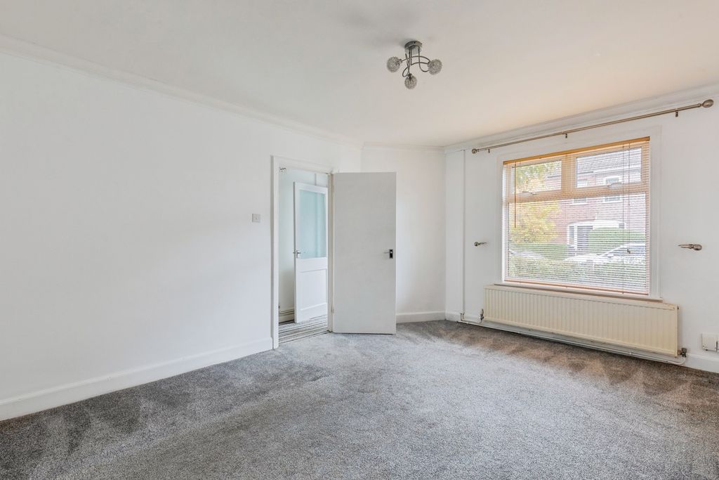 Property photo 2 of 20 Pbox-Img.Jpg
