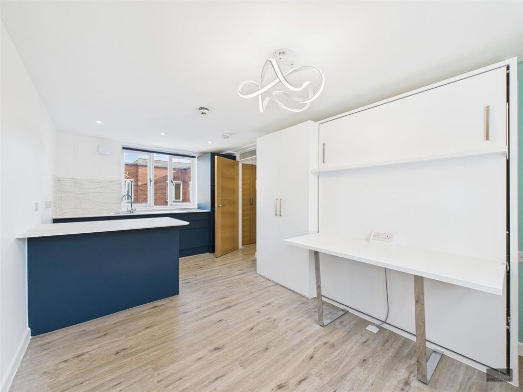 Property photo 2 of 6 Cam02887G0-Pr0530-Still003.Jpg