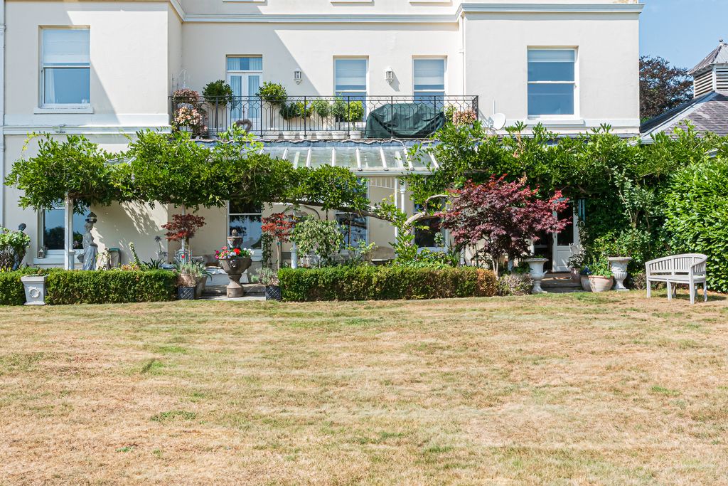 Property photo 1 of 17 Rear Aspect