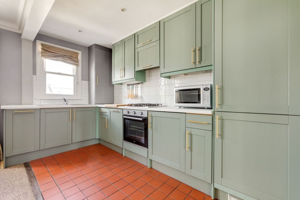 Property photo 3 of 7