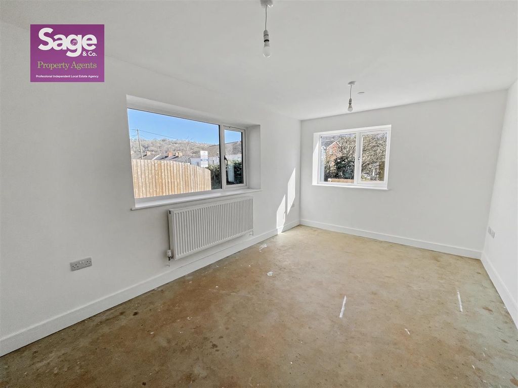 Additional image 12 of 5 bed detached house for saleCelynen Close, Newbridge NP11