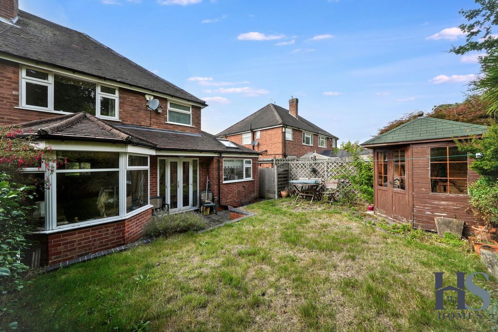 Property photo 2 of 31