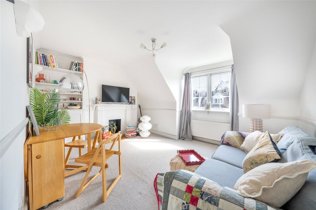 Property photo 2 of 12 Picture No. 04