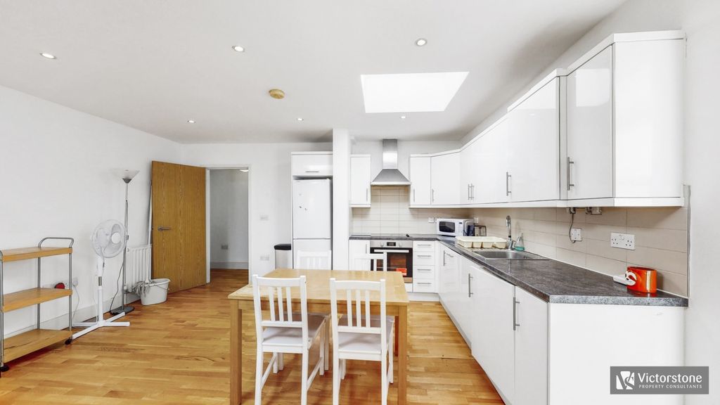 Property photo 3 of 17 1331554