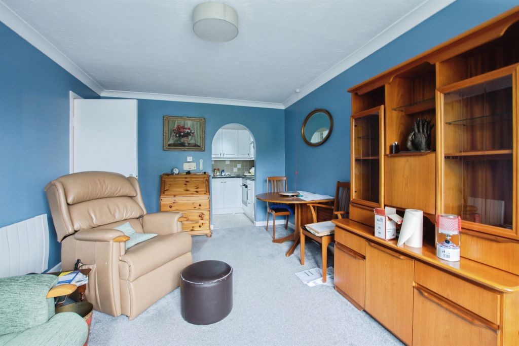 Property photo 3 of 7