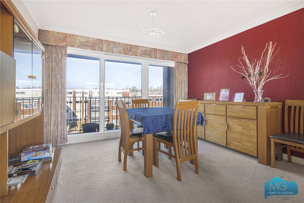 Property photo 2 of 30 Picture No. 14