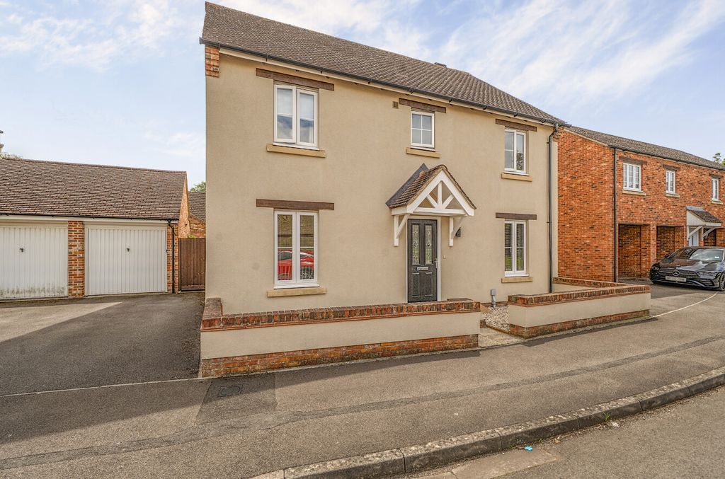 Property photo 1 of 14 1477174146A315A54c7197
